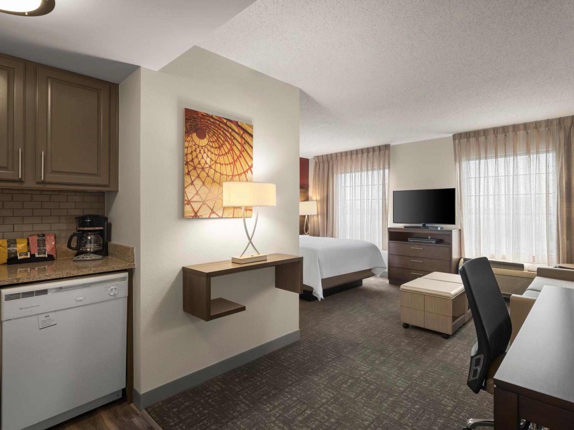 Staybridge Suites Indianapolis-Airport By Ihg 普兰菲尔德 外观 照片