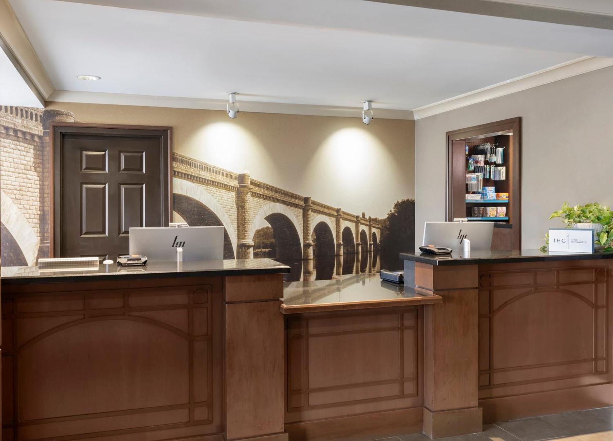 Staybridge Suites Indianapolis-Airport By Ihg 普兰菲尔德 外观 照片