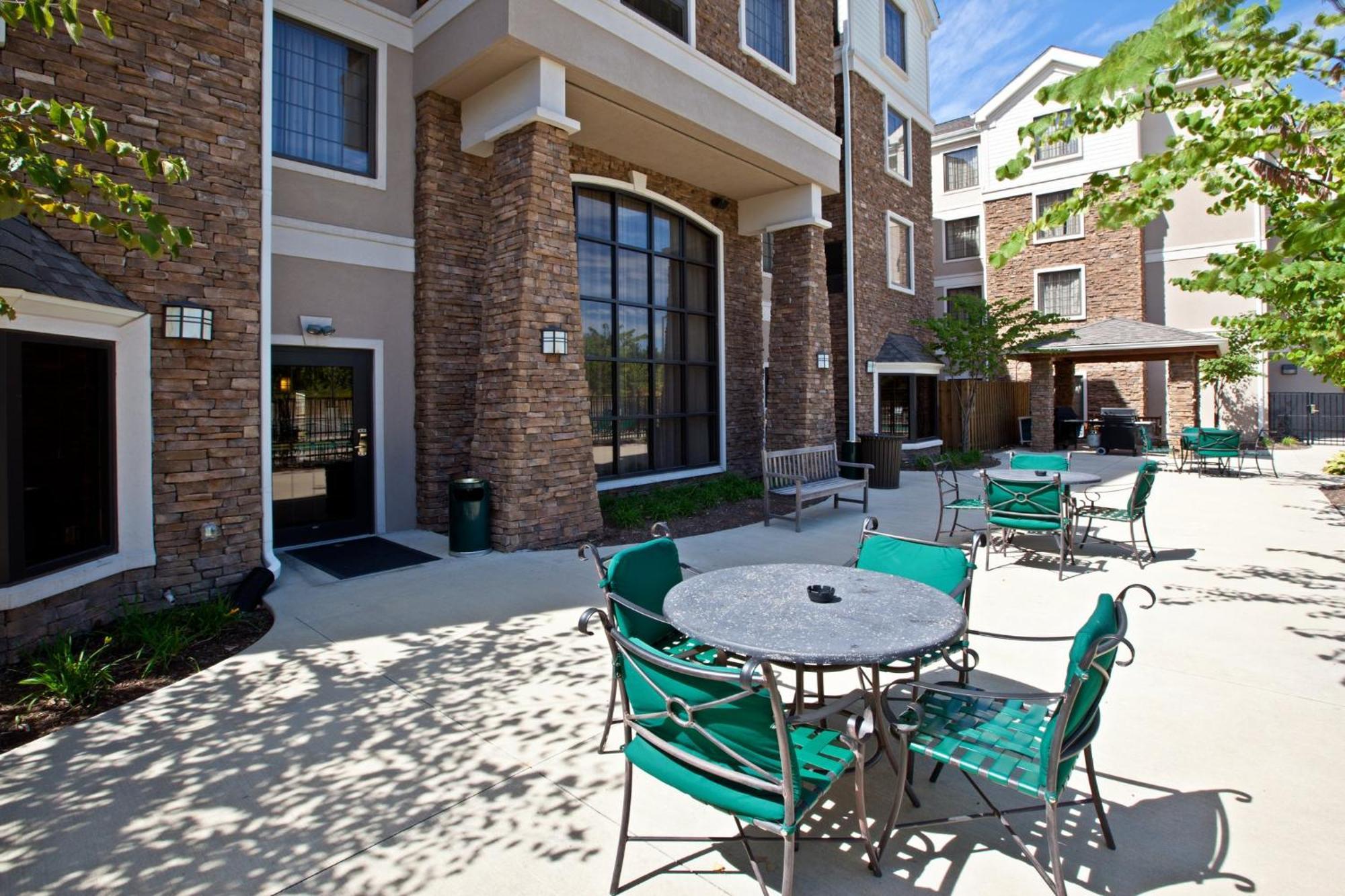 Staybridge Suites Indianapolis-Airport By Ihg 普兰菲尔德 外观 照片
